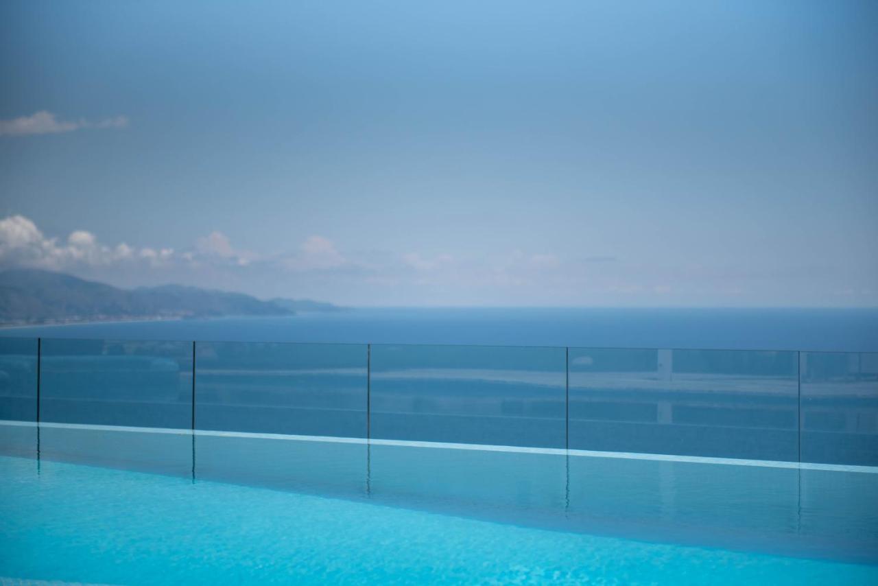 La Librata Boutique Hotel テッラチーナ エクステリア 写真